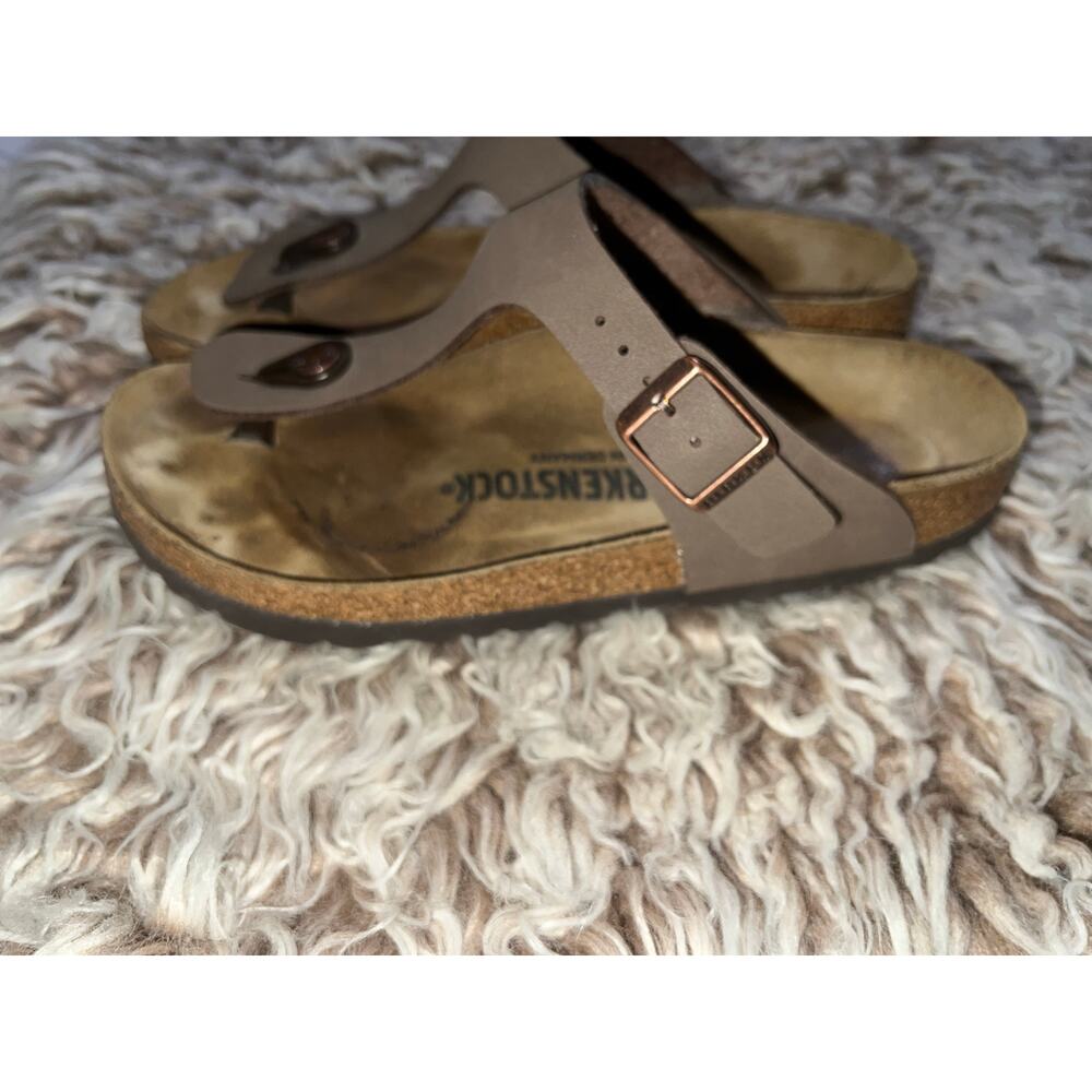 Birkenstock gizeh thong sandals - Picture 9 of 14